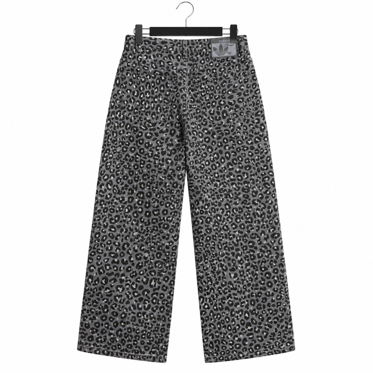 Vaqueros adidas leopardo gris